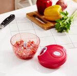 Amazon Brand - Solimo Plastic Compact Vegetable Chopper (350 ml, Magenta)