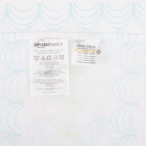 AmazonBasics Kid's Soft, Easy-Wash Microfiber Polyester Sheet Set with 2 pillow covers (Queen, Multicolour Scallop)